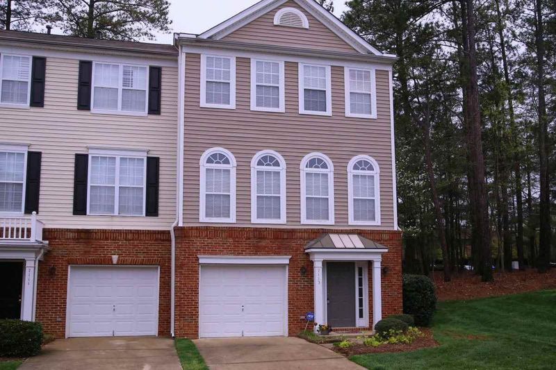 7113 Lovko Ln, Raleigh, NC 27613