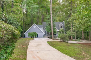 7116 Asheway Dr, Holly Springs, NC 27540
