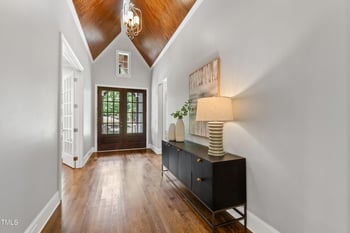 7116 Dumfries Ln, Chapel Hill, NC 27514