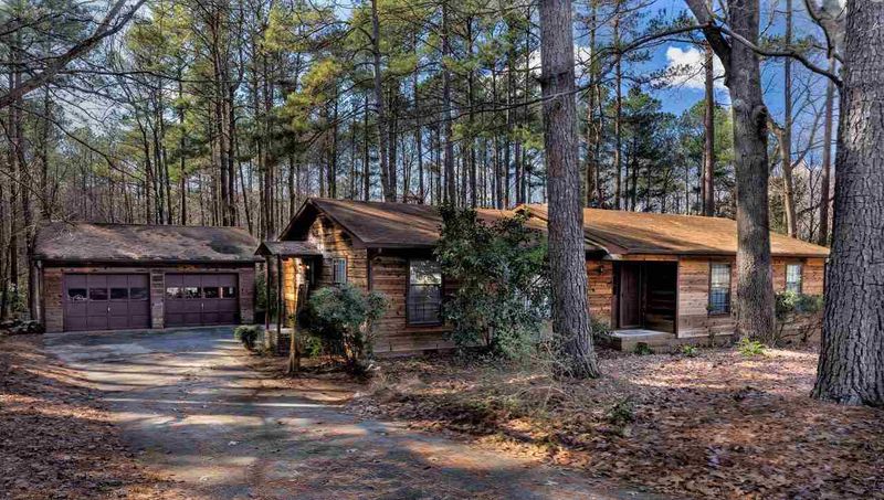 7116 Jeffrey Dr, Raleigh, NC 27603