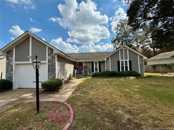 7117 Calamar Dr, Fayetteville, NC 28314