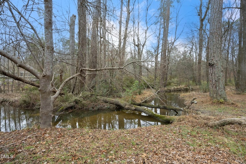 7117 Sunset Lake Rd, Fuquay Varina, NC 27526