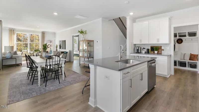 712 Apple Churn Dr, Fuquay Varina, NC 27526