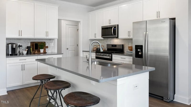 712 Apple Churn Dr, Fuquay Varina, NC 27526