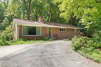 712 Beaver Dam Rd, Raleigh, NC 27607