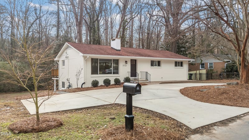 712 Beaver Dam Rd, Raleigh, NC 27607