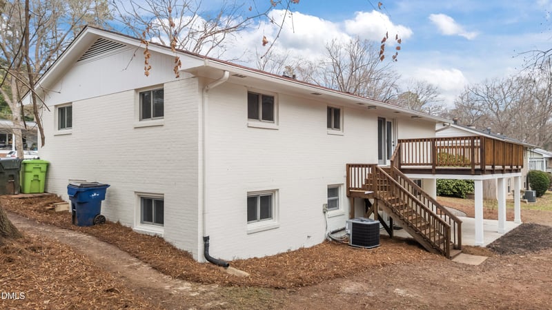 712 Beaver Dam Rd, Raleigh, NC 27607