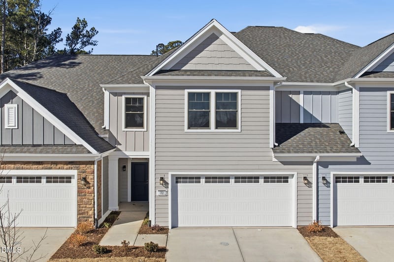 712 Blackpool Dr, Durham, NC 27703