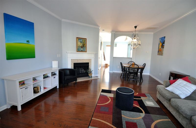 712 Bryant St, Raleigh, NC 27603