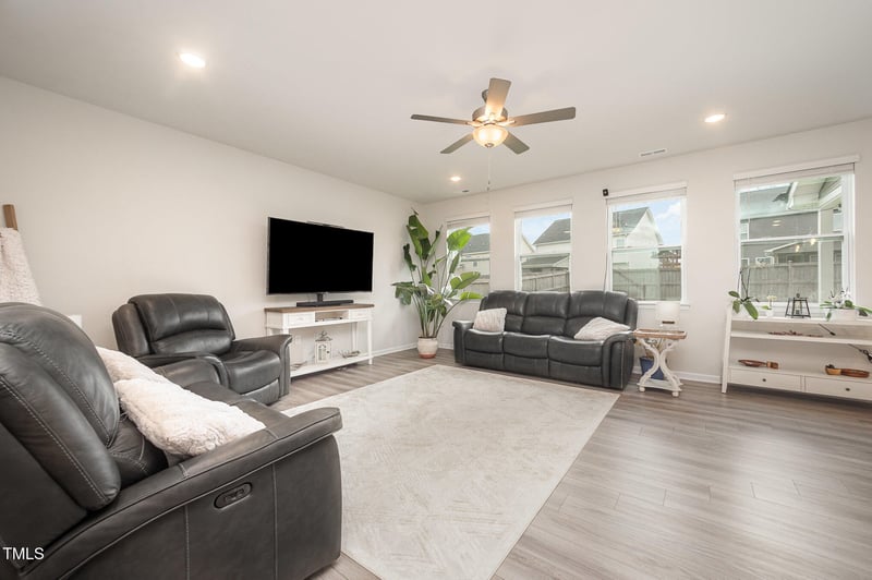 712 Calera Ln, Fuquay Varina, NC 27526