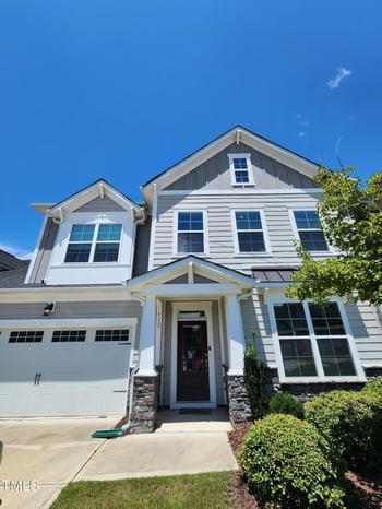 712 Chelsea Grove Dr, Cary, NC 27519