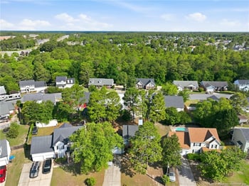 712 Connaly Dr, Hope Mills, NC 28348