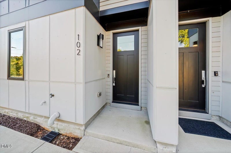 712 Edenton St #102, Raleigh, NC 27601