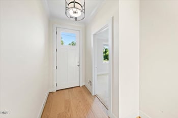 712 Edenton St #102, Raleigh, NC 27601