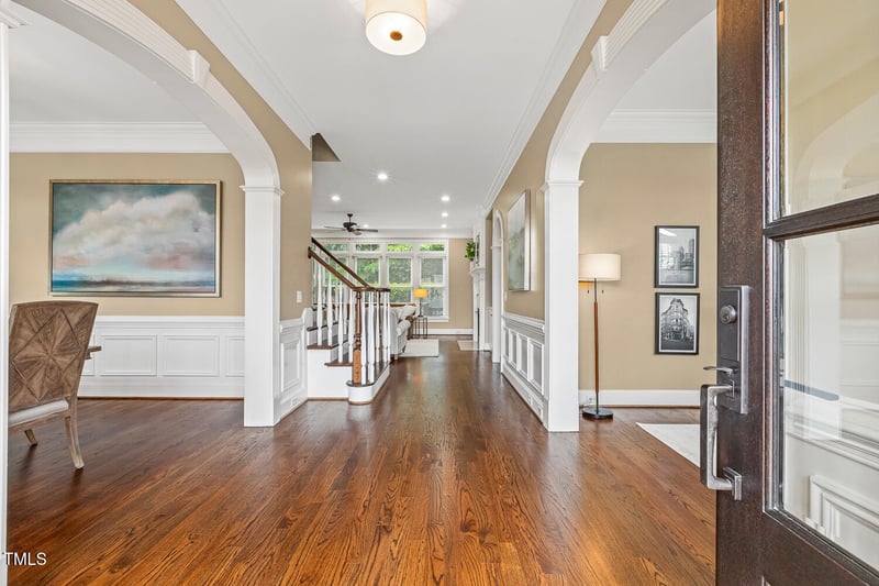 712 Evanvale Ct, Cary, NC 27518