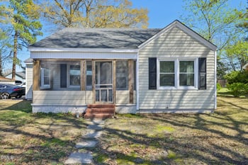 712 Fairground Rd, Dunn, NC 28334