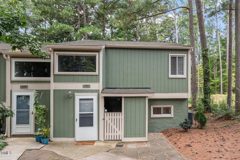 712 Godwin Ct, Raleigh, NC 27606
