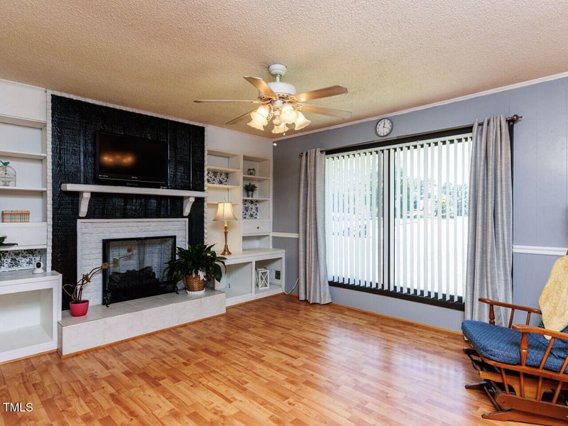 712 Horne St, Clayton, NC 27520