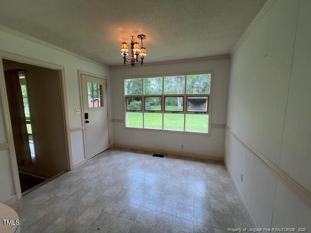 712 J St, Erwin, NC 28339