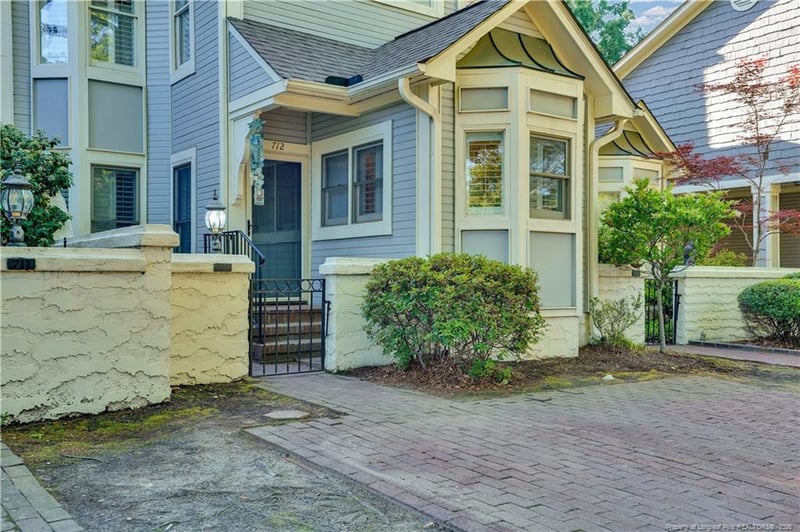 712 Marketview Ct, Fayetteville, NC 28301