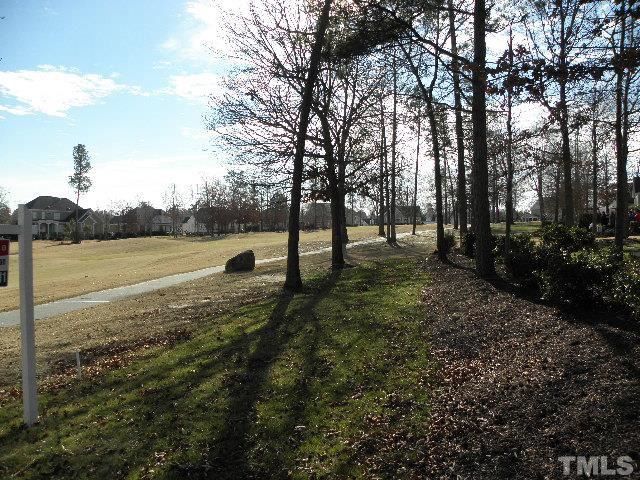 712 Parkridge Dr, Clayton, NC 27527