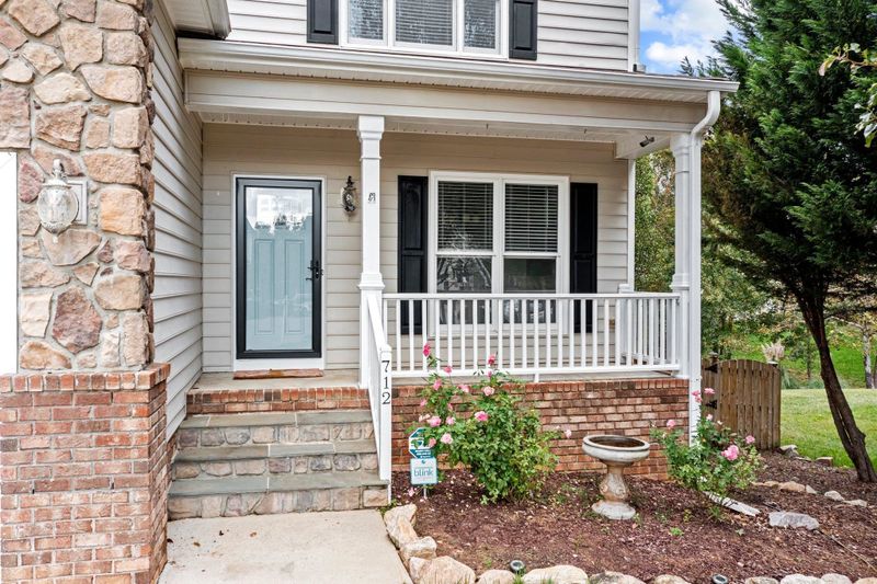 712 Richland Bluff Ct, Wake Forest, NC 27587