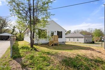 712 Richmond Ave, Burlington, NC 27217