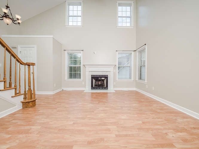 712 Sarratt Ridge Ct, Wake Forest, NC 27587
