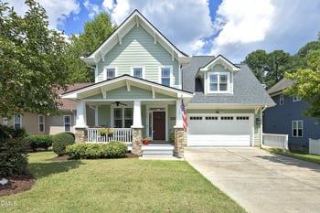 712 Shoals Lake Dr, Fuquay Varina, NC 27526