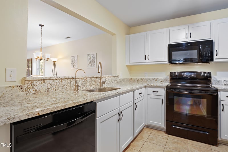 712 Springfork Dr, Cary, NC 27513