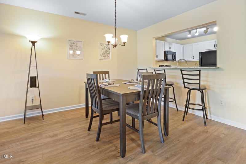 712 Springfork Dr, Cary, NC 27513
