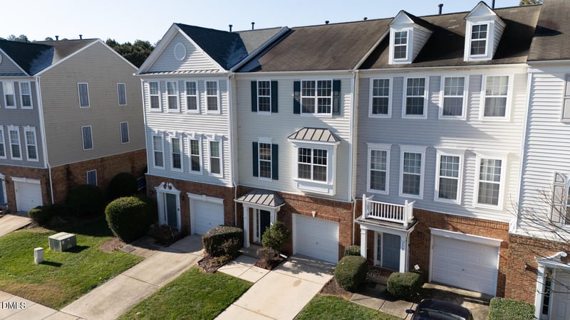 712 Sutter Gate Ln, Morrisville, NC 27560