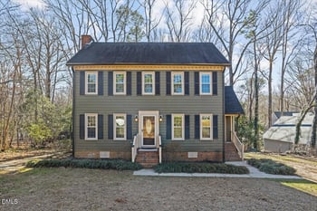 7120 Asheway Dr, Holly Springs, NC 27540