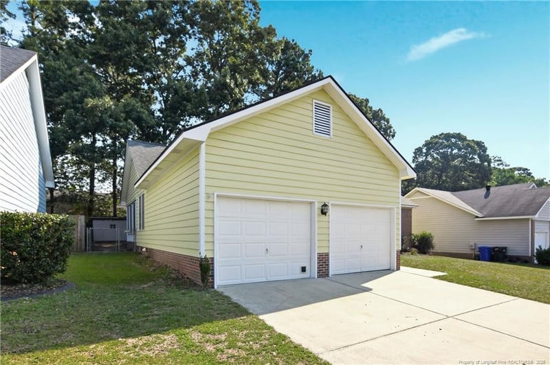 7120 Summerlin Dr, Fayetteville, NC 28306