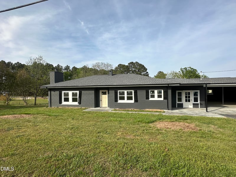 7121 Rock Service Station Rd, Raleigh, NC 27603