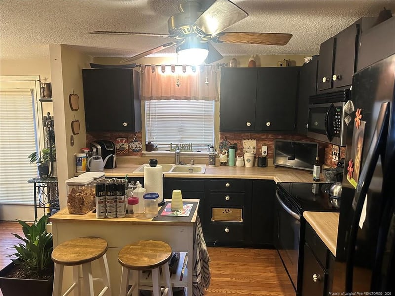 7121 Shellburne Dr, Raleigh, NC 27612