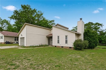 7122 Canary Dr, Fayetteville, NC 28314