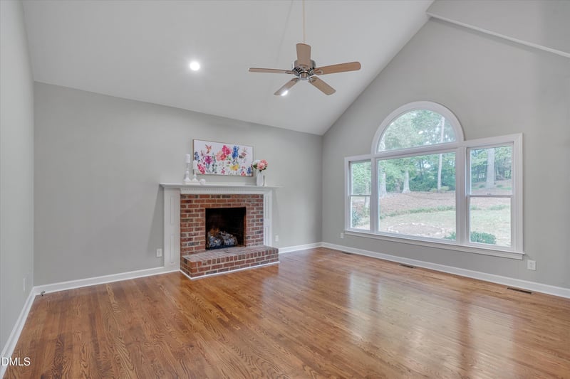 7124 Asheway Dr, Holly Springs, NC 27540