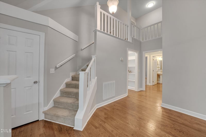 7124 Asheway Dr, Holly Springs, NC 27540