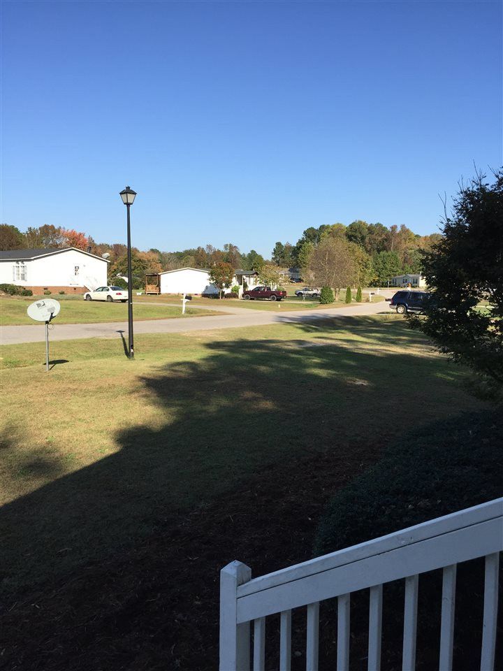 7124 Campsite Dr, Wendell, NC 27591
