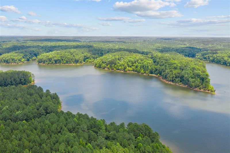 7124 Falls Glen Ct, Raleigh, NC 27614