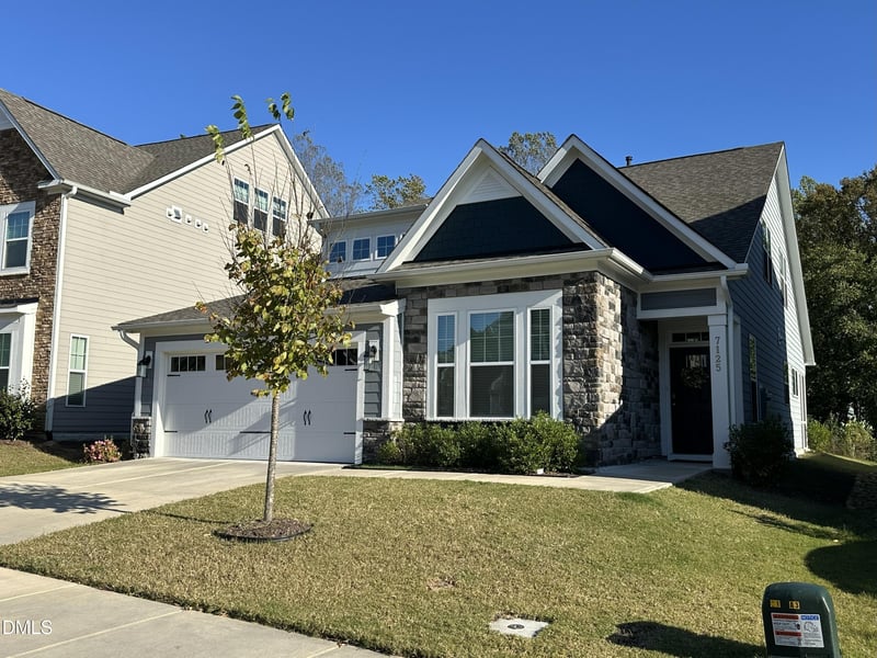 7125 Crested Iris Pl, Durham, NC 27703