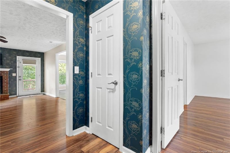 7125 Longmoor Dr, Fayetteville, NC 28314