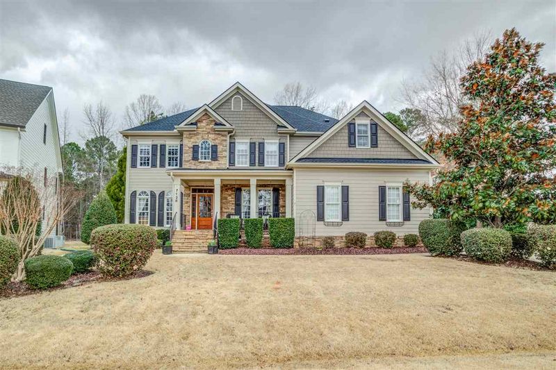 7128 Capulin Crest Dr, Apex, NC 27539