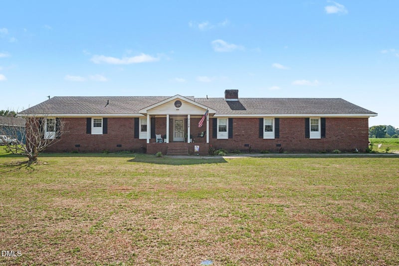 7128 Carolina 242 , Dunn, NC 28334