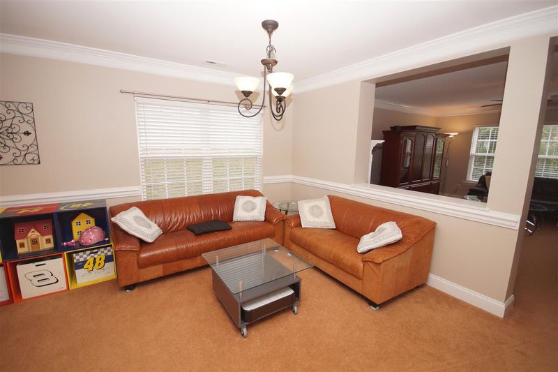7128 Lowell Ridge Rd, Raleigh, NC 27616