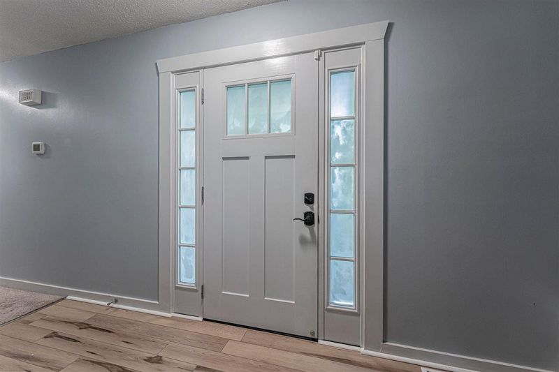 7128 Mill Ridge Rd, Raleigh, NC 27613