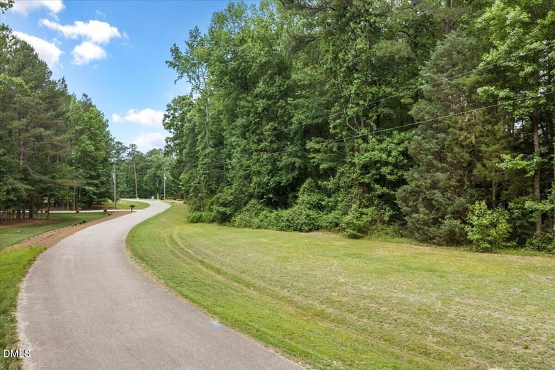 7129 Trappers Ct, Zebulon, NC 27597