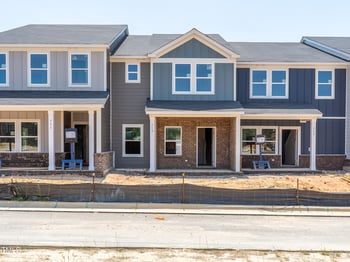 713 Chandler Stone Dr, Zebulon, NC 27597