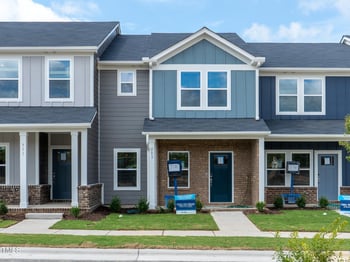 713 Chandler Stone Dr, Zebulon, NC 27597